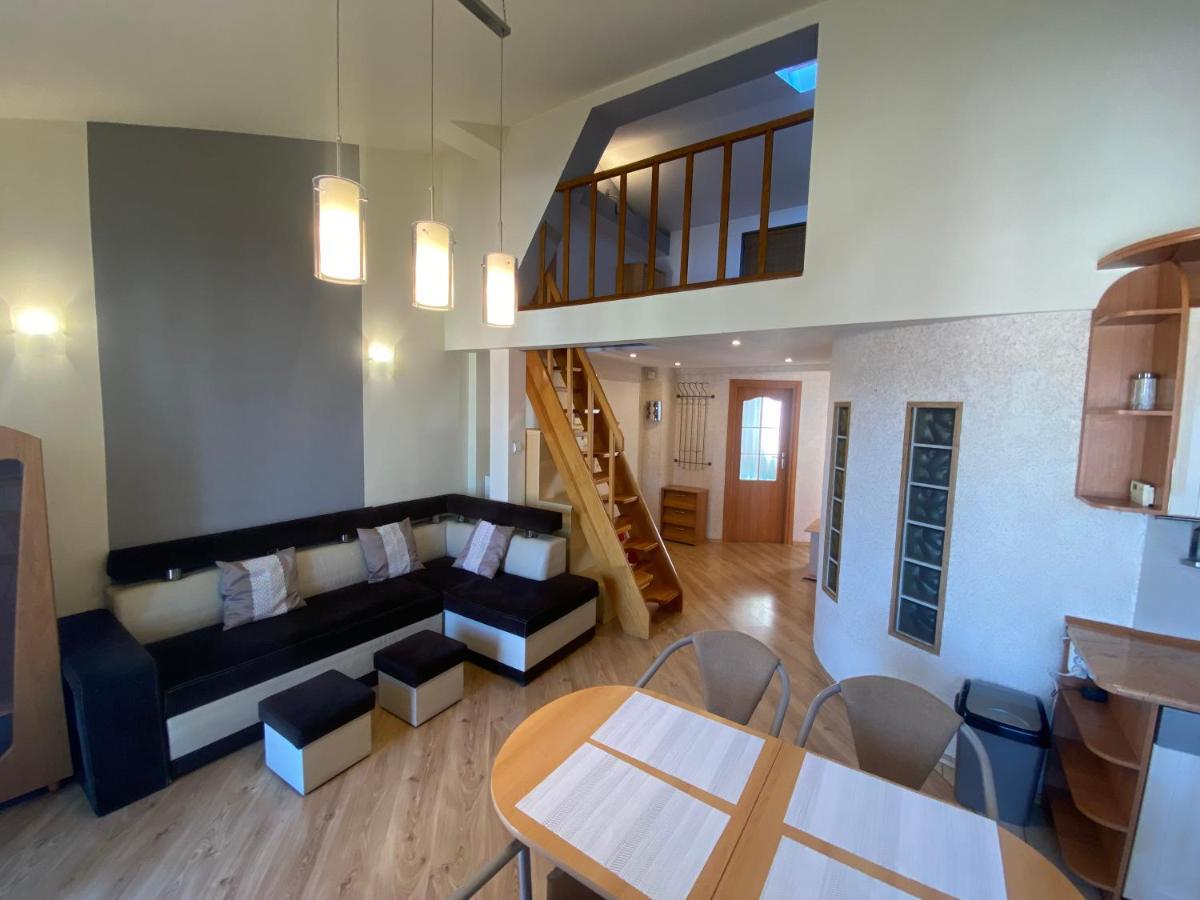 Apartament #Widokowa Apartment Rzeszow Bagian luar foto